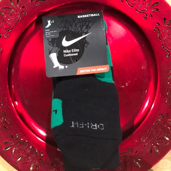 Other - Nike Cushioned Elite Socks